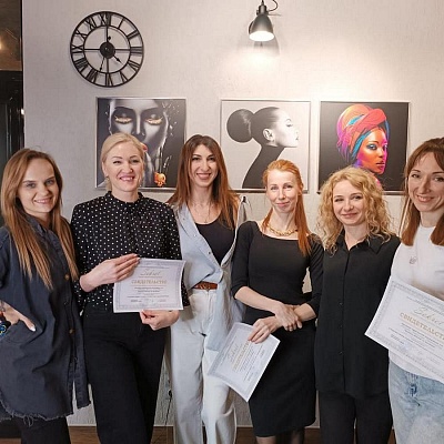 КОЛОРИСТИКА. СОВРЕМЕННЫЕ МЕТОДЫ ОКРАШИВАНИЯ «ВЗГЛЯД ПОД ДРУГИМ УГЛОМ» 5